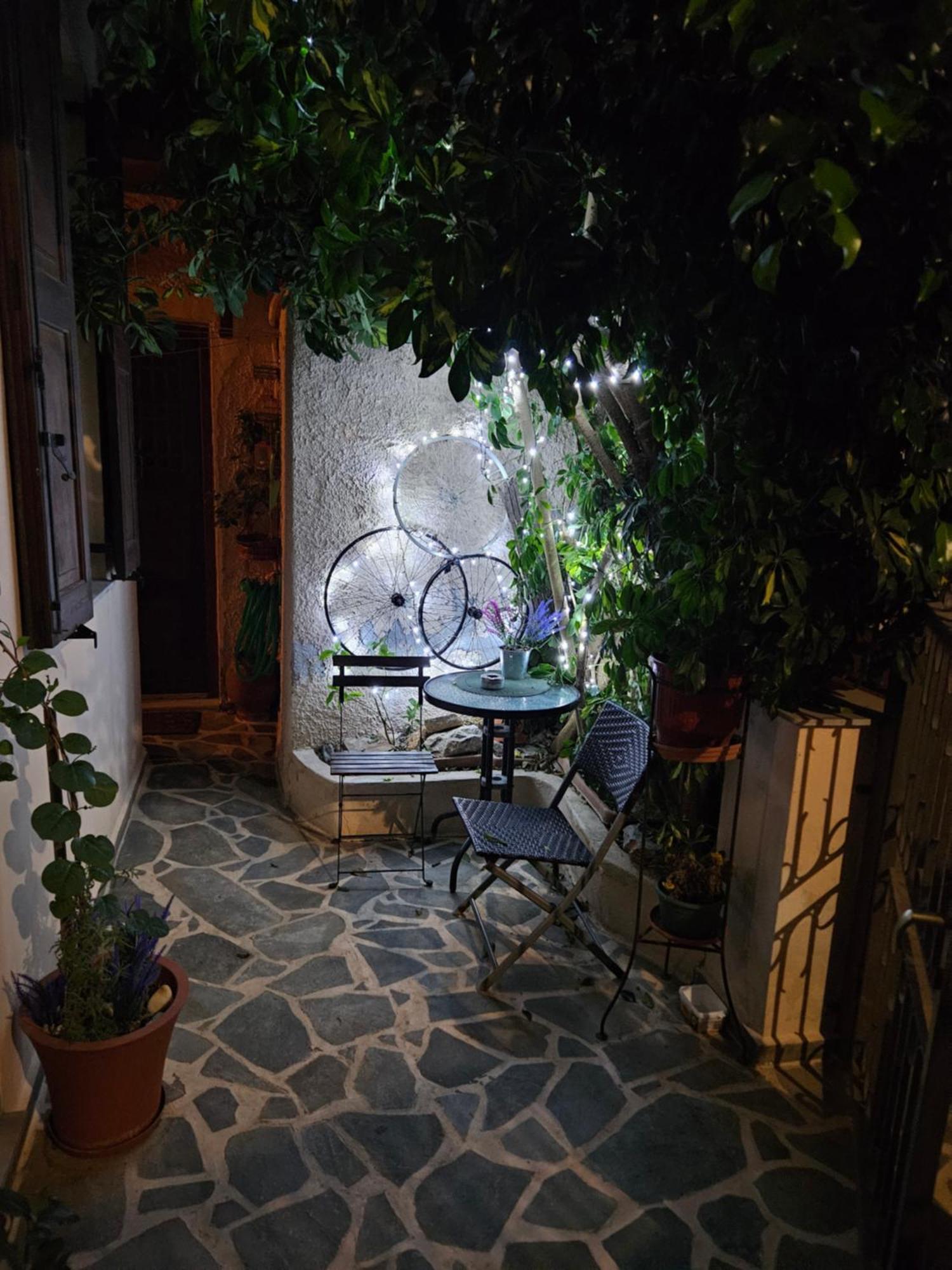 Simple&special Apartment Ermoupoli Exterior foto